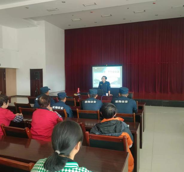 人人講安全  個(gè)個(gè)會應(yīng)急 --現(xiàn)代物流公司開展&ldquo;安全生產(chǎn)月&rdquo;消防安全主題活動